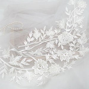 Fashionable style beaded lace applique, ivory beaded leaves and flowers motif embroidery lace applique for cocktail dress, wedding prom gown