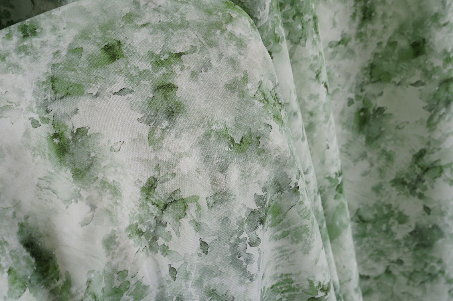Soft Unique Green Floral Fabric, Soft Unique Flower Print Fabric for Blouse, Summer ...