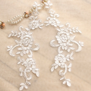 IVORY lace applique, bridal veils applique, silver thread applique trim, sewing appliques one pair