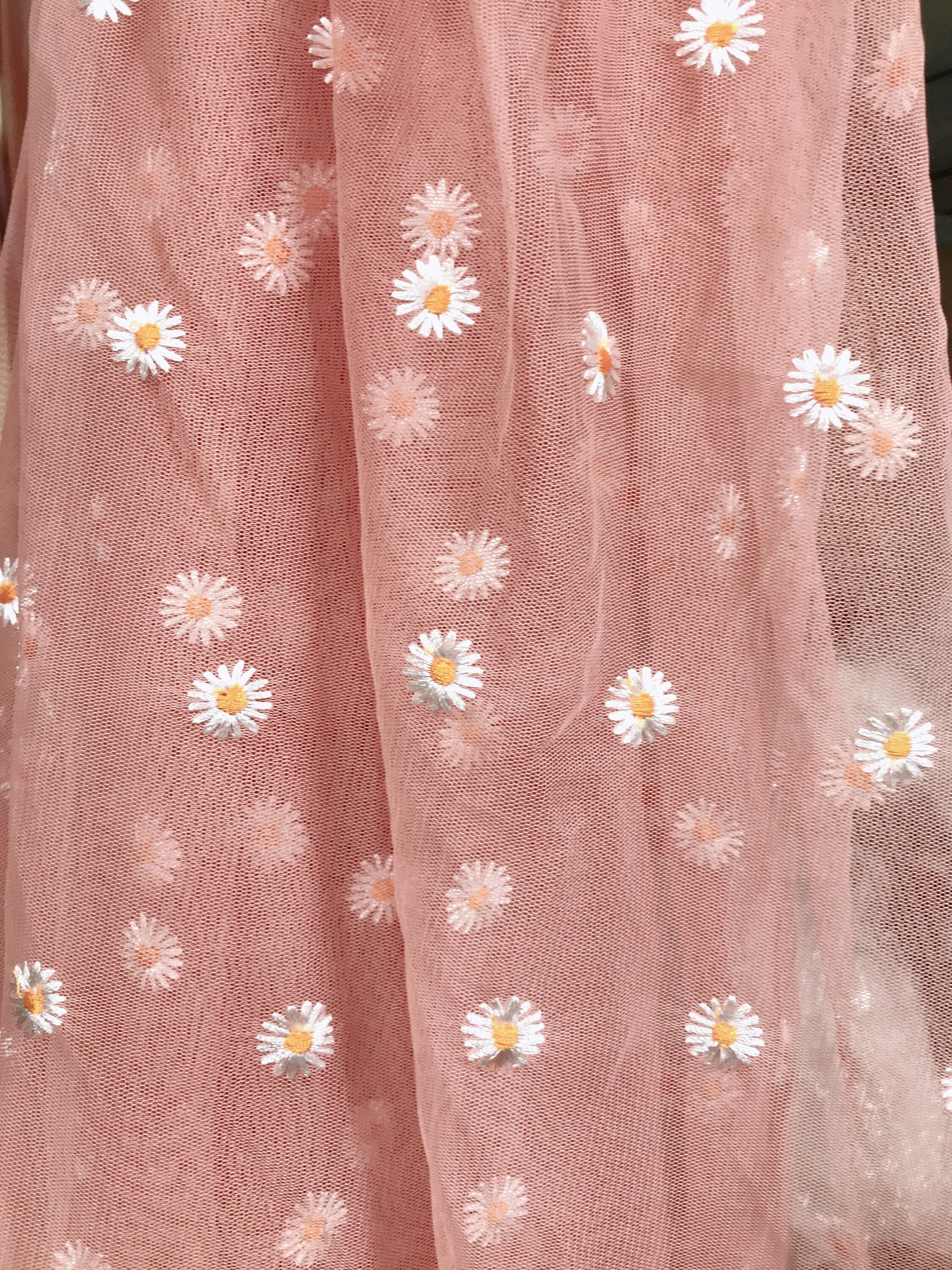 tulle daisy
