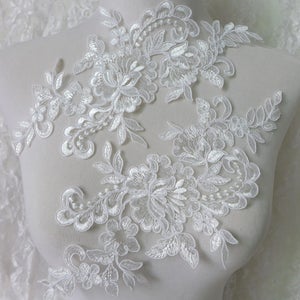 Bridal Lace Applique in Ivory with Rose Flower Motif for Weddings, Veils, Hats, Clothing image 2