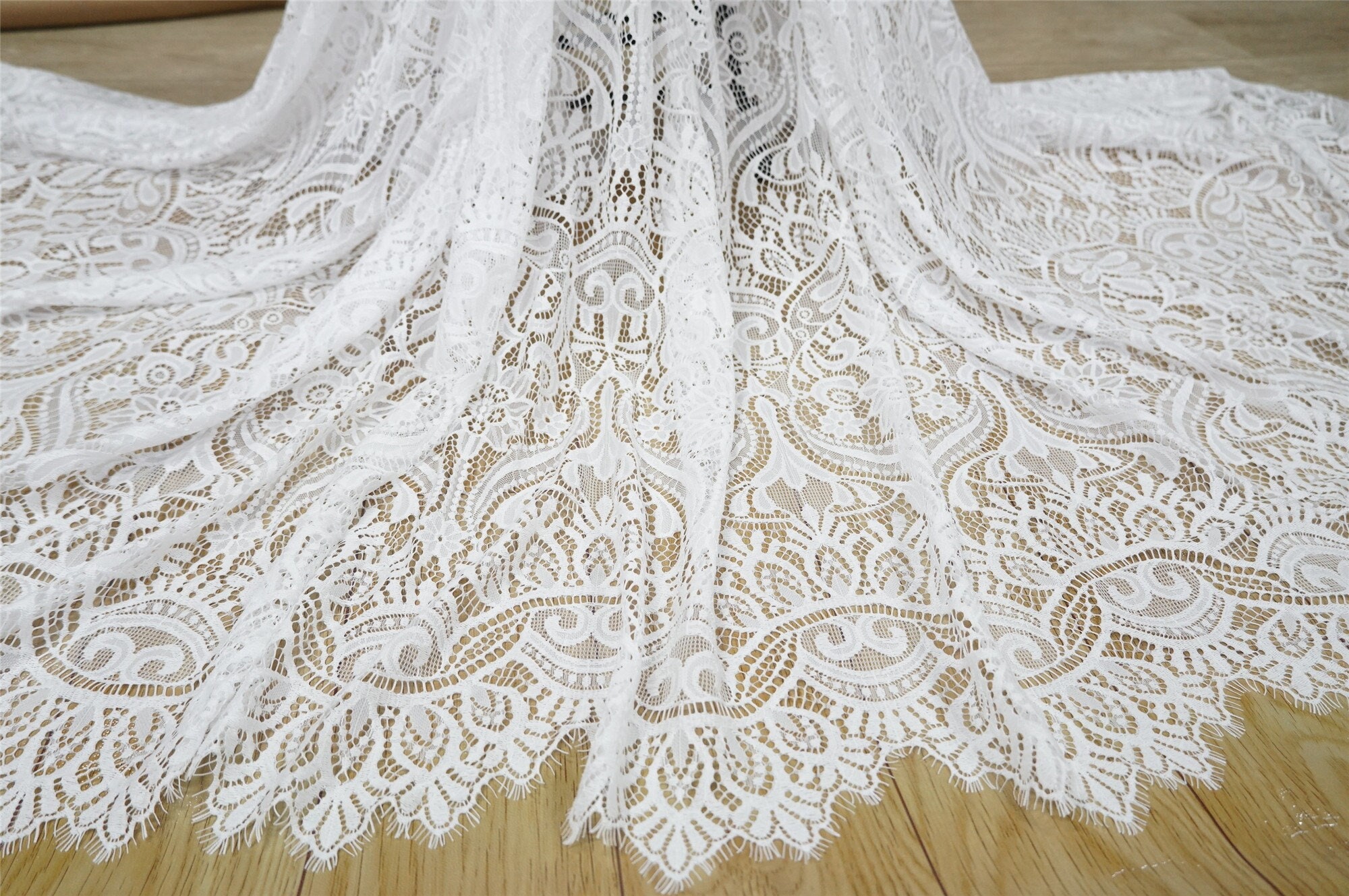 Soft Chantilly Lace Top White 