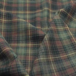 ヴィンテージスタイルのグリーンカーキチェック生地、スカート、シャツ、ドレス、ブラウス、コスチューム、テーブルクロス、ヘアバンド用の柔らかいポリコットン生地、1ヤード単位