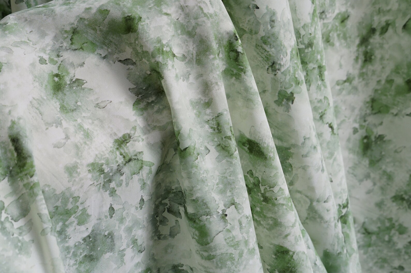 Soft Unique Green Floral Fabric, Soft Unique Flower Print Fabric for Blouse, Summer ...