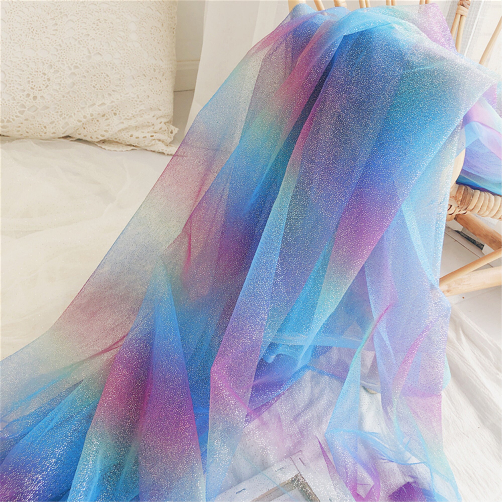 TAIXING Regenbogen Glitzer Tischläufer - 30cm X 9m Bunter Tüllstoff Für Partydeko Und DIY Projekte