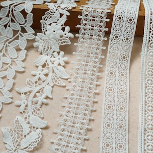 Vintage white lace trim, bridal lace trim, venice lace trim, scalloped lace wedding trimming lace, bridal veil lace