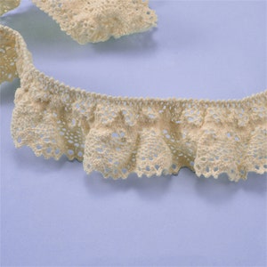 Vintage Beige Elastic Ruffled Trim, Gathered Embroidery Hollow out Cotton Lace Trimming 1 Yard for Doll Dress Costume Design Sewing Supplies