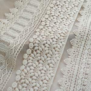 Baumwollspitze in beige, bestickte Häkelspitze, beige Guipure-Spitzenborte, beige Vintage Spitzenborte