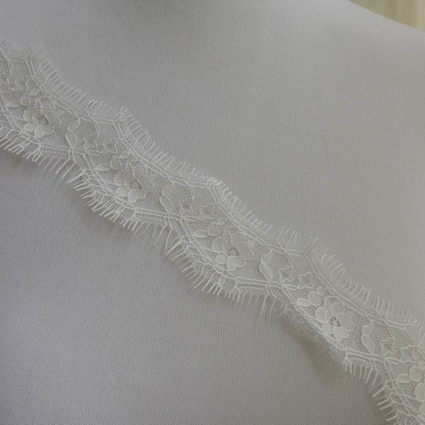 White chantilly lace, scalloped lace fabric trim, wedding bridal long veils lace supplies