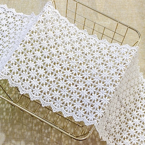 Off white Baumwollspitze, Hohle Baumwollbesatz, Baumwoll-Spitzenborte, Retro Blumenspitze Besatz 1 Yard