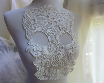 Cotton lace applique skull applique in off white for scarf, shirt, tank tops, sewing