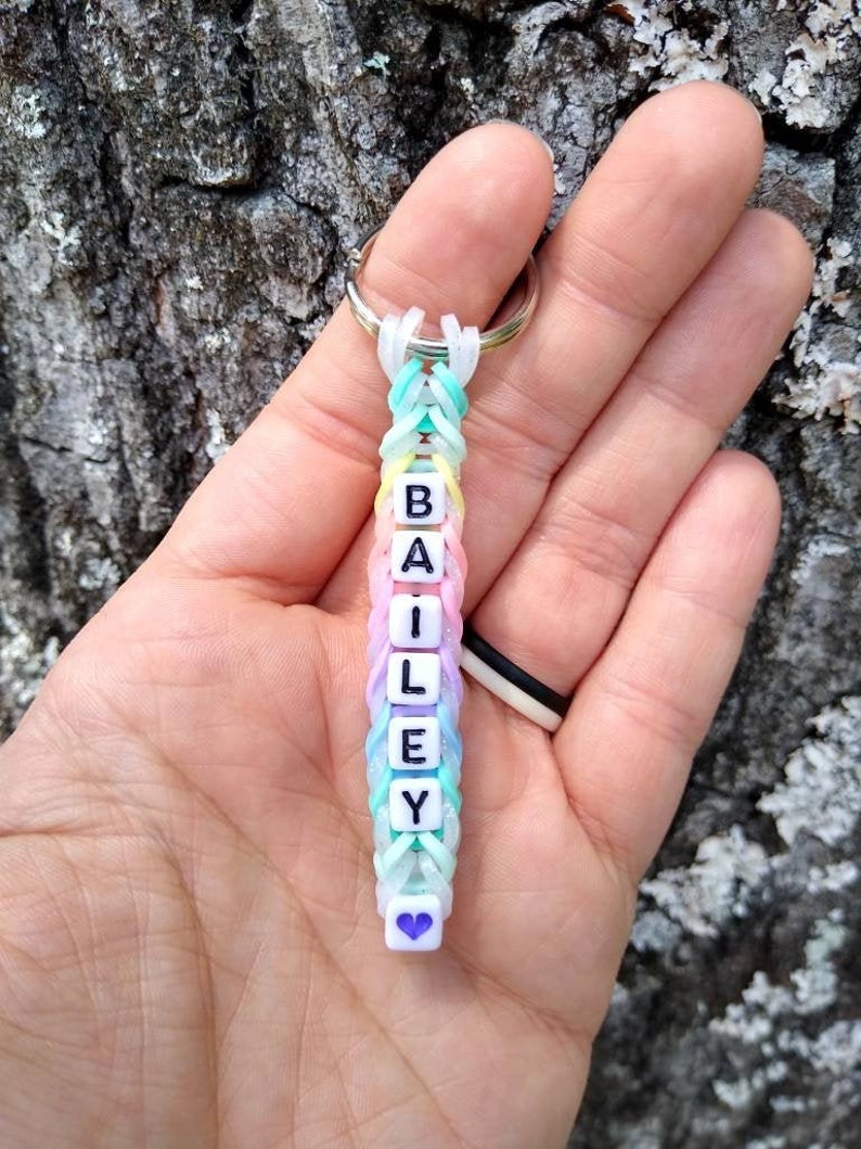 Personalized Rubber Band Key Chain Rainbow Loom Name Word Etsy UK