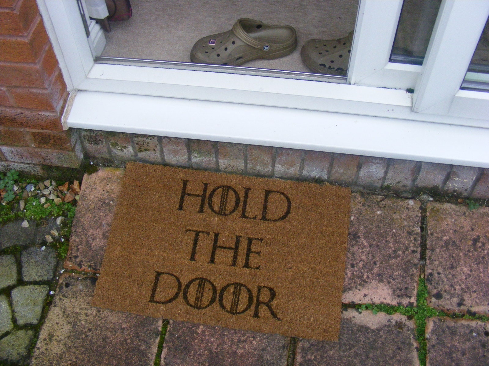 GAME OF THRONES HOLD THE DOOR WELCOME COIR FRONT DOOR MAT GIFT IDEA PRESENT UK 
