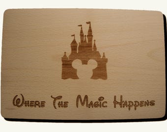 Disney Mickey Mouse Castle Inspired Premium Beech Wood Chopping Cheese Board Fan Gift Idea House Warming Present UK (30x20x1.5cm)