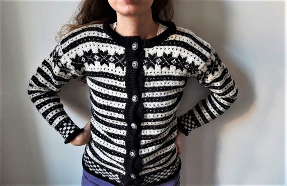Traditional Norwegian Wool Sweater 