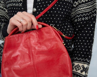 Vintage bag / Red bag / Leather handbag