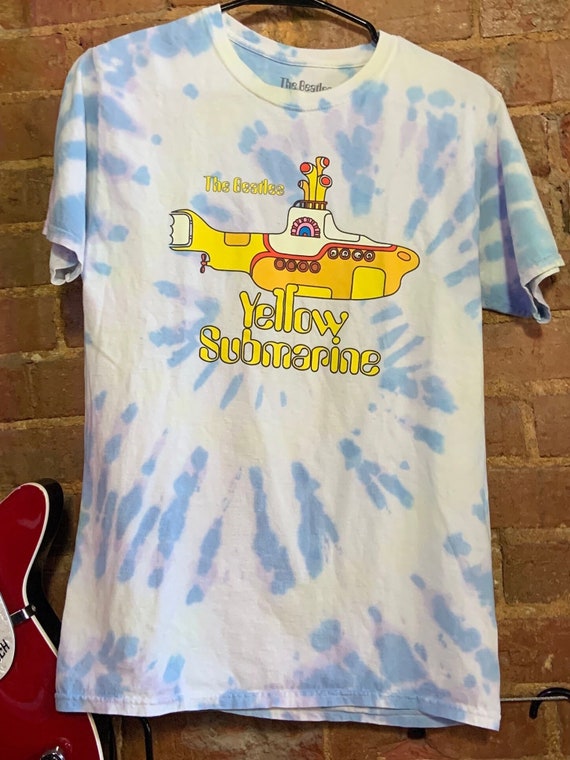 Pre-owned T-shirt In Yellow