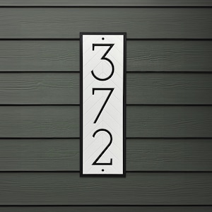 Placa de número de casa com padrão espinha de peixe: placa vertical para área externa