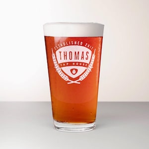 Custom Beer Glass, Engraved Pint Glass - Saaz
