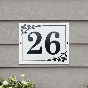 House Number Sign with Floral Border: Horizontal Outdoor Plaque