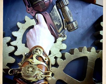 Deluxe SteamPunk "Gyro Generator" Cuff - Steampunk -  Steampunk Cuff - Compass - Steampunk Compass - Cuff Leather - Design Cuff