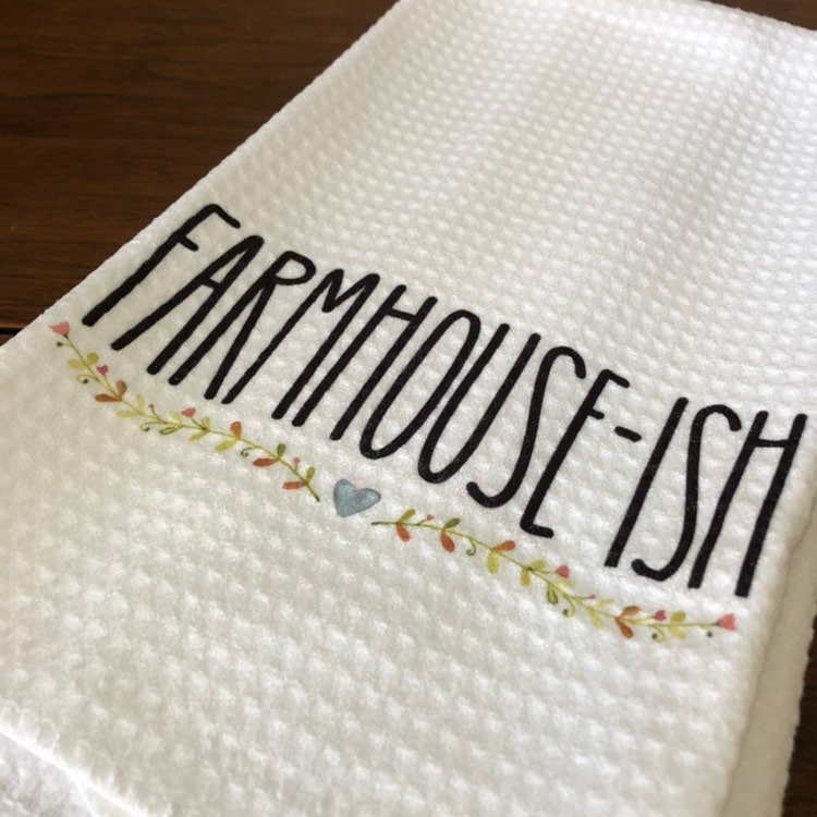 Farmhouse-Ish Dishtowel - Larissa Made This