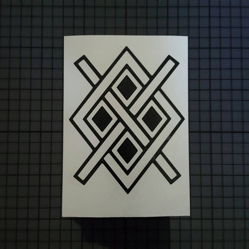 Outline Design Norse Viking Rune Decal Gungnir Odin/'s Spear 16 colors /& Multiple Sizes