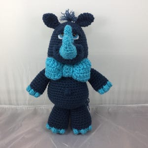 Kuscheltier Baby Nashorn Kuscheltier Kuscheltier Häkelanleitung - Amigurumi Anleitung