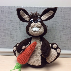 Tutorial de conejo de crochet, conejo de juguete, conejito amigurumi, BUCKleberry el conejito tonto, PDF, conejito de chocolate - descarga instantánea en PDF