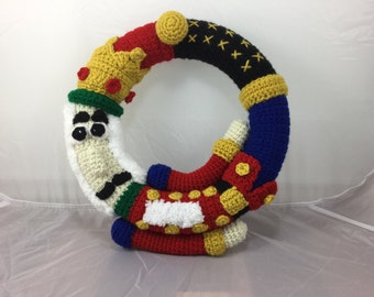 Whimsical Nutcracker Wreath - Crochet tutorial - Wreaths and door hangers - christmas wreath - home decor - instant download PDF