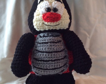 LadyBug crochet toy pattern tutorial, ladybug amigurumi , ladybug doll , lovebug , ladybird . instant download pdf format