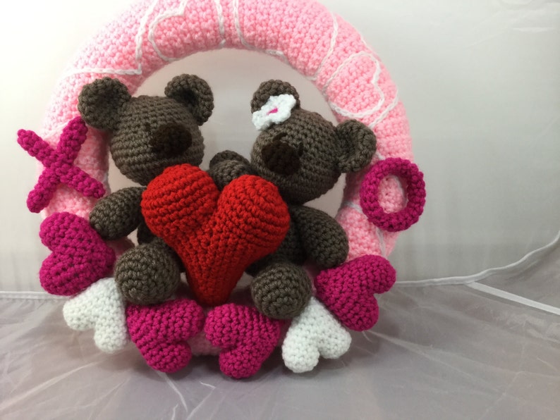 Valentine Bears Wreath Crochet Pattern Tutorial Amigurumi bears instant download pdf Valentine Decor Valentines Day image 1