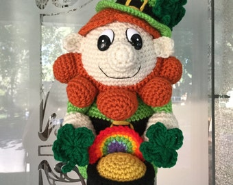 Leprechaun Door Hanger Crochet Pattern - St Patricks Day - Pot of Gold - Rainbow - amigurumi tutorial - Shamrock - Luck of the Irish