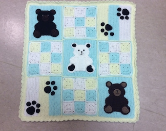 Crochet baby blanket pattern pdf - teddy bears and bear paws applique - teddy bear blanket tutorial - baby blanket pattern