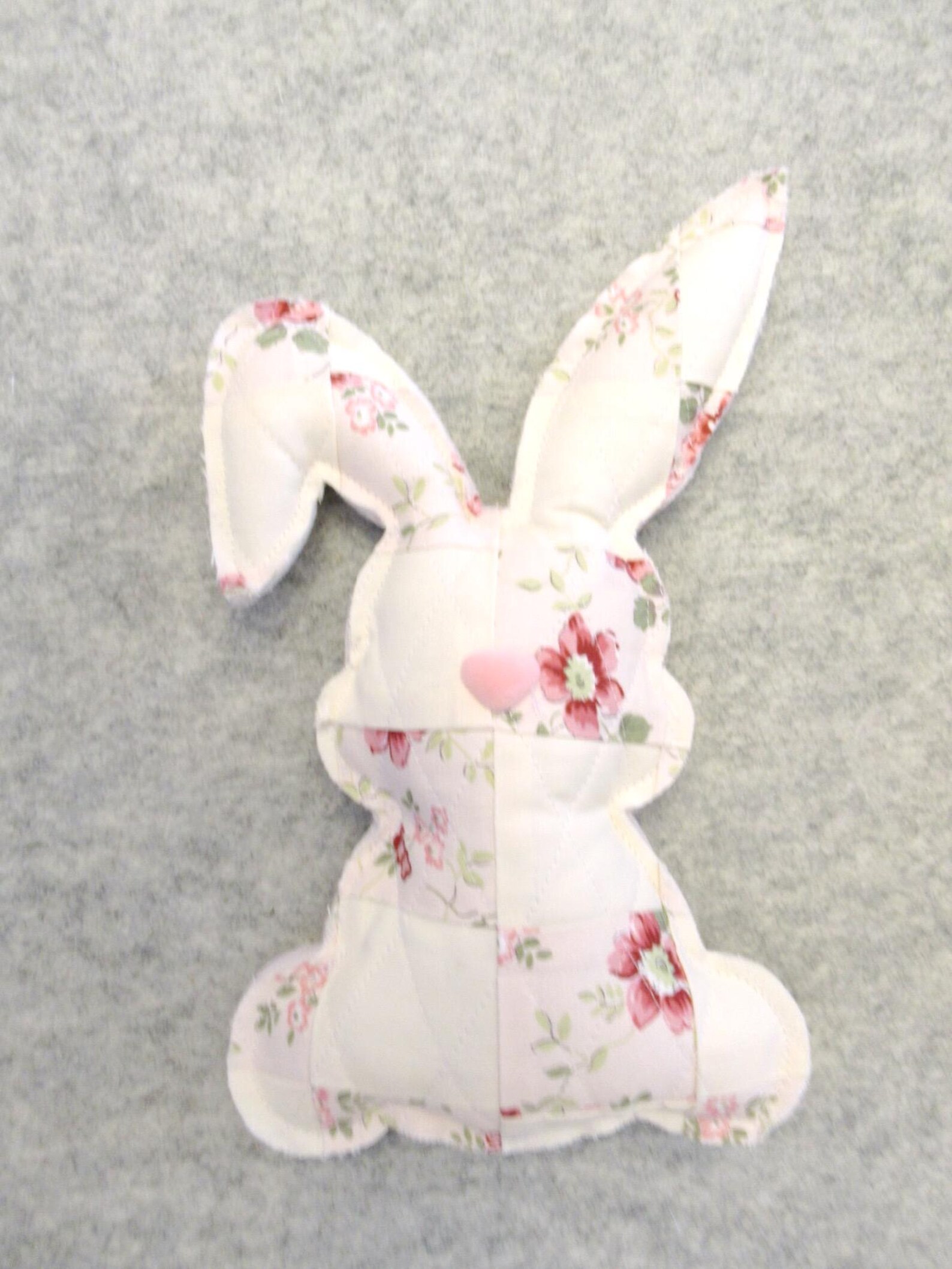 Quilted Rabbit Sewing Pattern – Patchwork Fabric (PDF Pattern) - Etsy