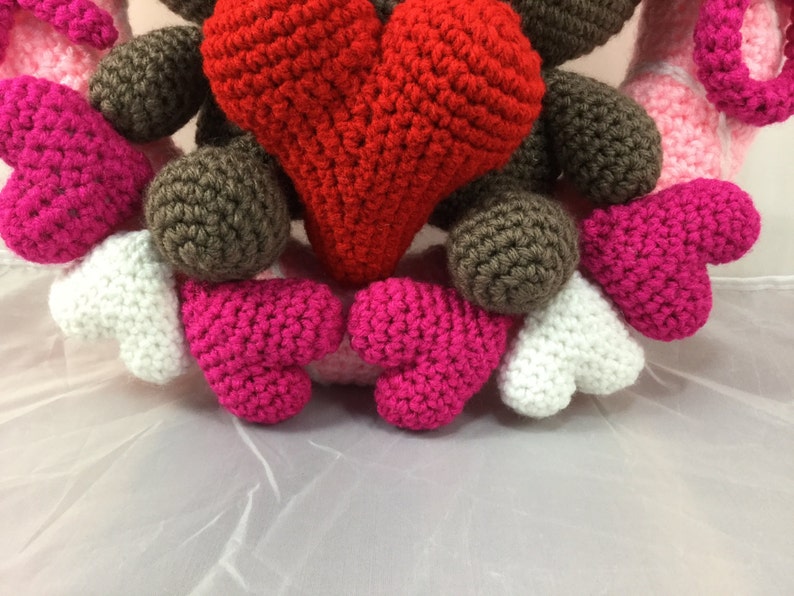 Valentine Bears Wreath Crochet Pattern Tutorial Amigurumi bears instant download pdf Valentine Decor Valentines Day image 3