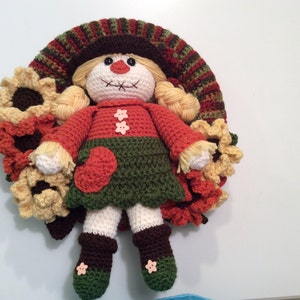 Wreath tutorial , Crochet Scarecrow tutorial , Fall Decor , Crochet flower , pumpkins , leaves , girl scarecrow  pdf