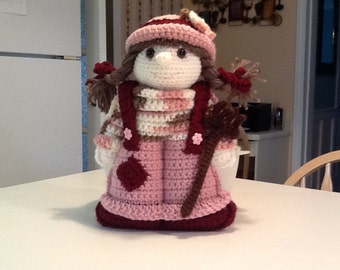 Crochet  , amigurumi doll pattern , crochet doll pdf tutorial , Georgie Belle Little Gardener , instant download pdf format