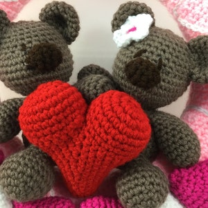 Valentine Bears Wreath Crochet Pattern Tutorial Amigurumi bears instant download pdf Valentine Decor Valentines Day image 2