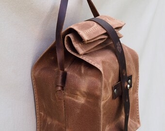 mens leather lunch bag