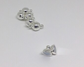 Silver Round Magnetic Clasp