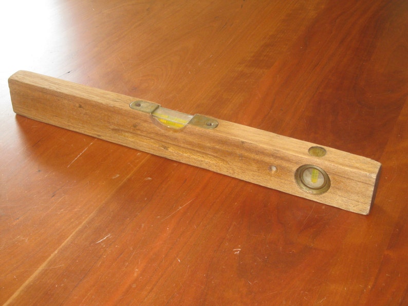 Wooden Level Mid Century Tools FREE SHIPPING!! 18 Inch Level Carpenters Level