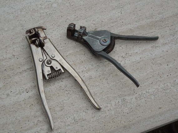 how tobuild a homemade wire stripper