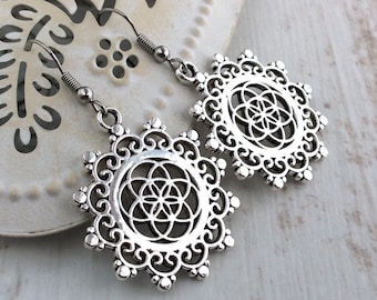 Silver Mandala Earrings, Silver Drop Earrings, Silver Dangle Earrings, Antique Silver Earrings, Boho Earrings, Mandala Jewelry, Boho Jewelry