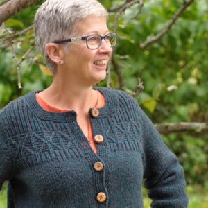 Cardigan sweater knitting pattern PDF, knitted cardigan sweater, Women&#39;s knit cardigan pattern, outdoor wool cardigan pattern, Camp Cardigan