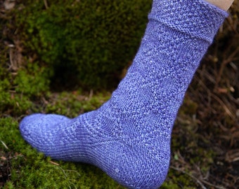 Sock Knitting Pattern, PDF, Knitted Sock Pattern, Woman's sock pattern, Moss stitch sock pattern,  sock pattern, Mossy Trail Socks  pattern