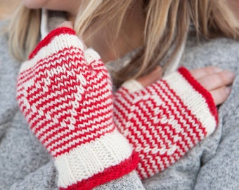 Heart Fingerless Mitts Knitting Pattern PDF, heart mitts, women's fingerless mitts pattern, kids mitts pattern, Young at Heart Mitts Pattern