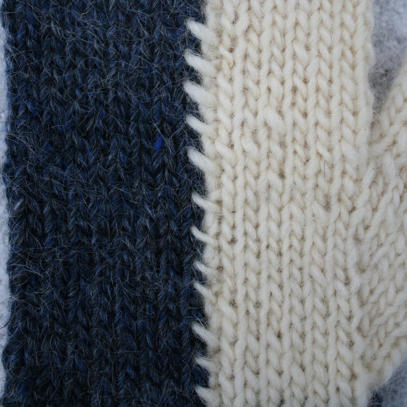 Easy Intarsia Mitten Pattern, Intarsia Knitted Mitten Pattern, PDF ...