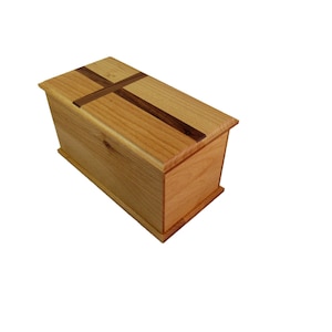 Exra Large Alder Urn w/walnut cross #200