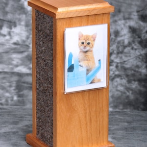 Kitty Post Cremation Urn – Personalized Memorial for Your Beloved Pet